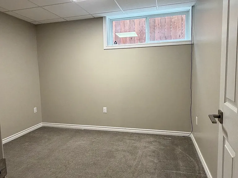 146 Palliser Ct — Photo 14
