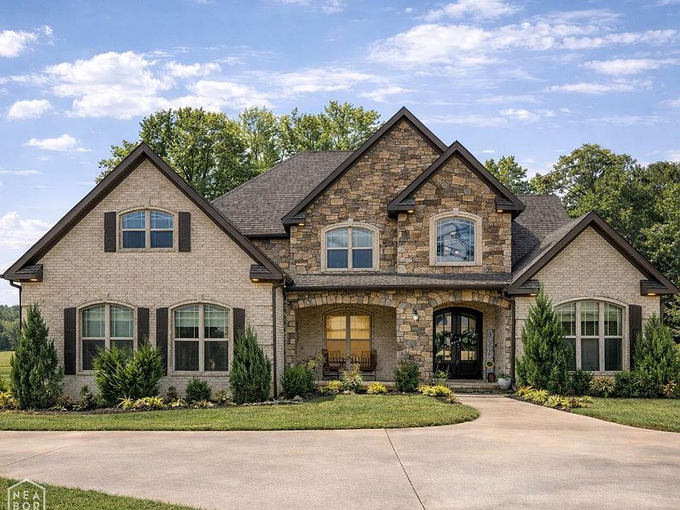 1st image of 513 Mockingbird Ln