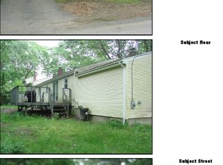 179 Indian Trl, Saunderstown, RI 02874