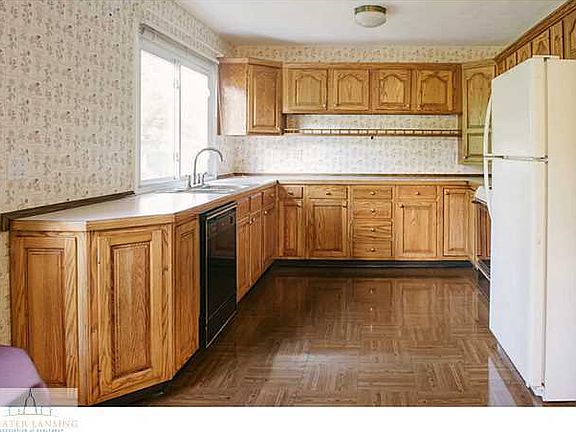 5th image of 1413 E Ramblewood Dr