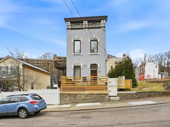132 Winkler St, Cincinnati, OH 45219