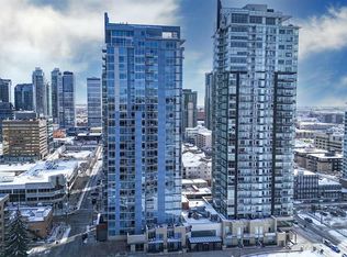 215 N 13th Ave SW #2104, Calgary, AB T2R 0V6
