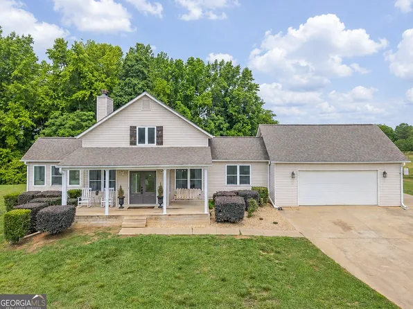 2011 Fieldcrest Ln, Madison, GA 30650