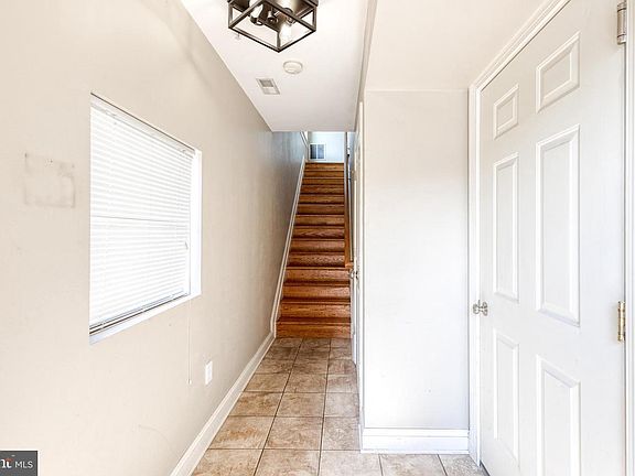 3rd image of 540 Canton Ct