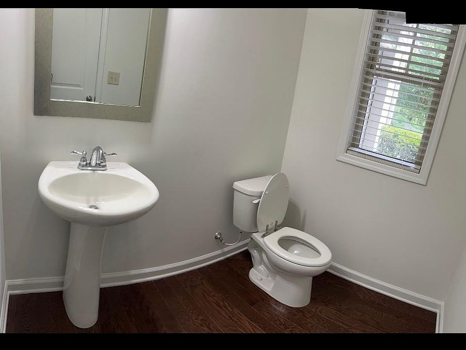 1st image of 2630 Maple Park Pl #15