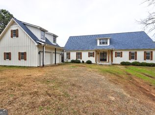 919 W Milner Rd, Concord, GA 30206