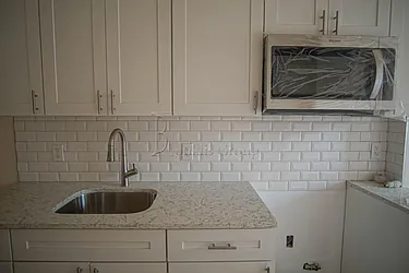 Rented by Bouklis Group