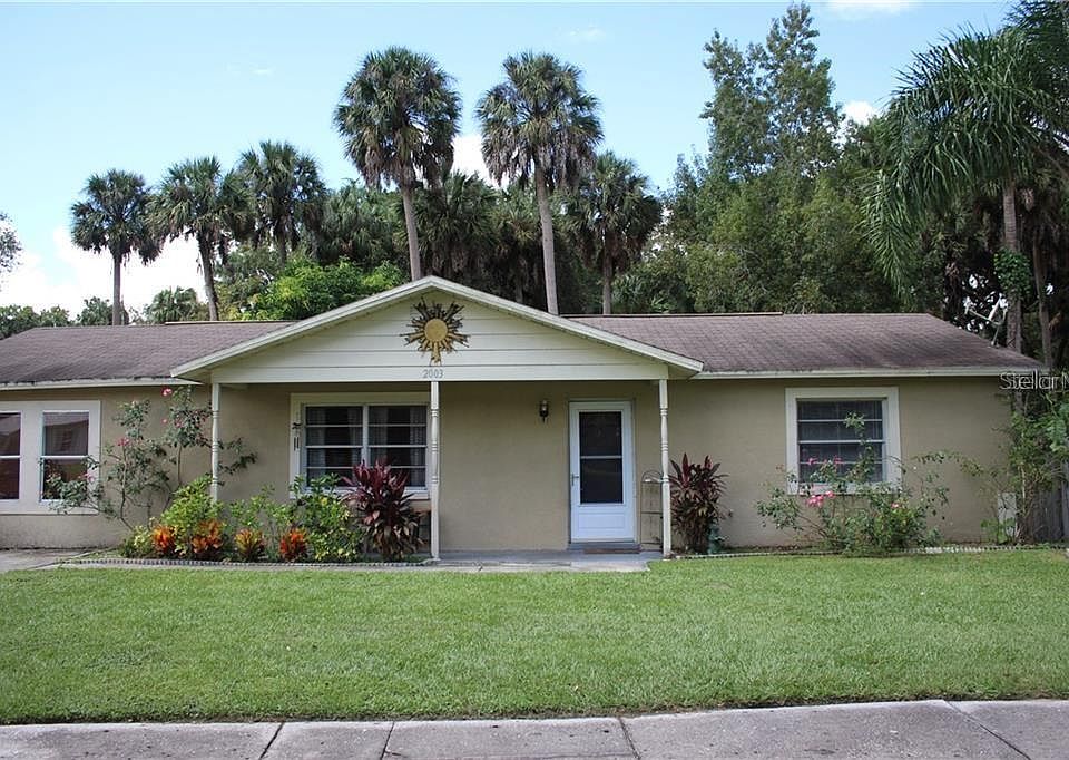 1st image of 2003 W Willow Dr