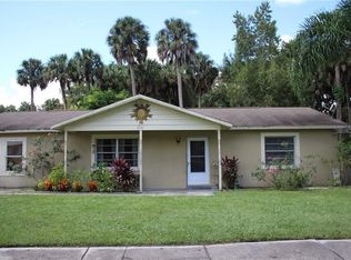 2003 W Willow Dr, Plant City, FL 33566