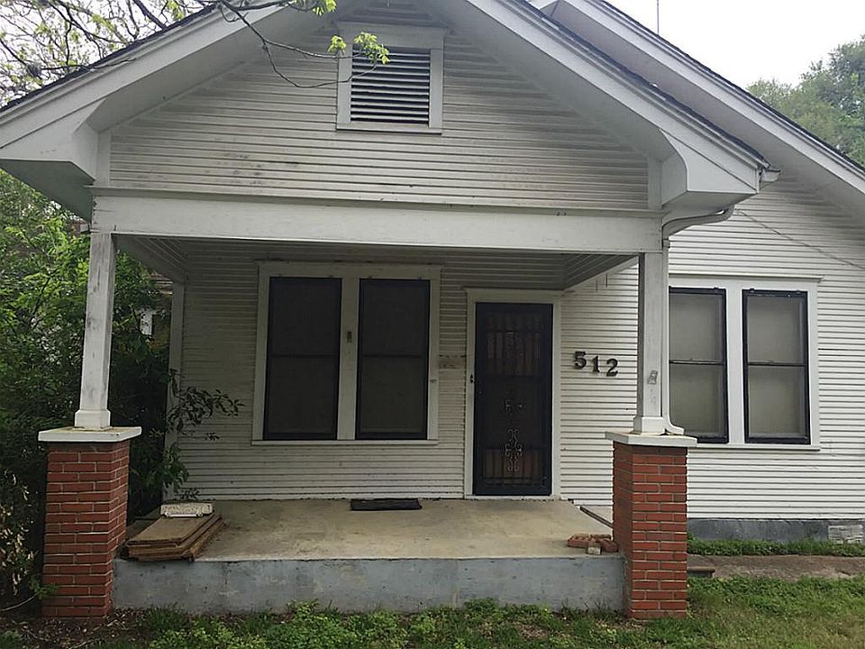 1st image of 512 N McCarty Ave