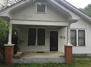 512 N McCarty Ave, Eagle Lake, TX 77434