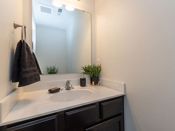 5th image of 1130 Lily Ln #1136