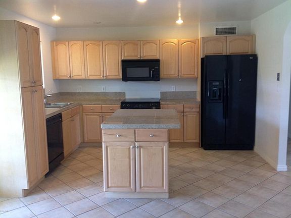 3rd image of 8225 E Palm Ln