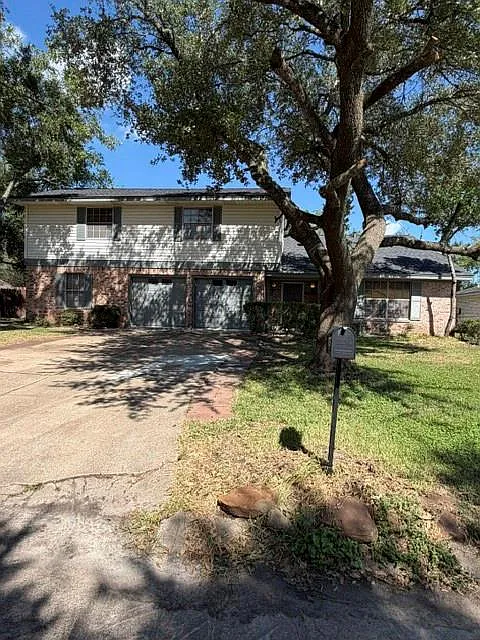 1507 Sierra Dr