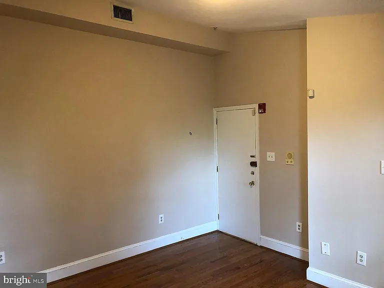 1906 Fairmount Ave #6 — Photo 13