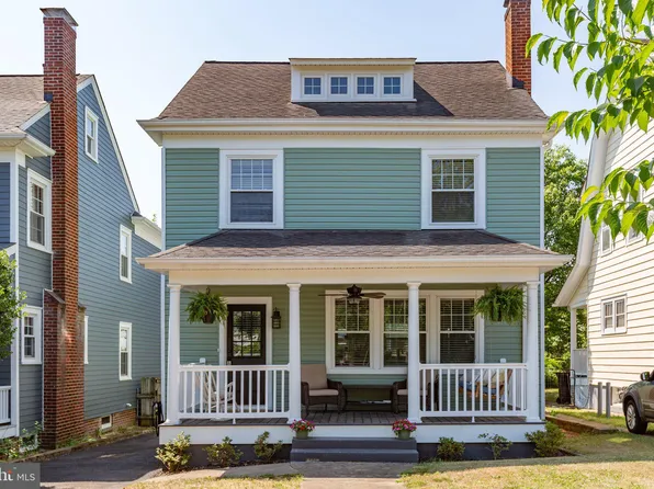 812 Mercer St, Fredericksburg, VA 22401