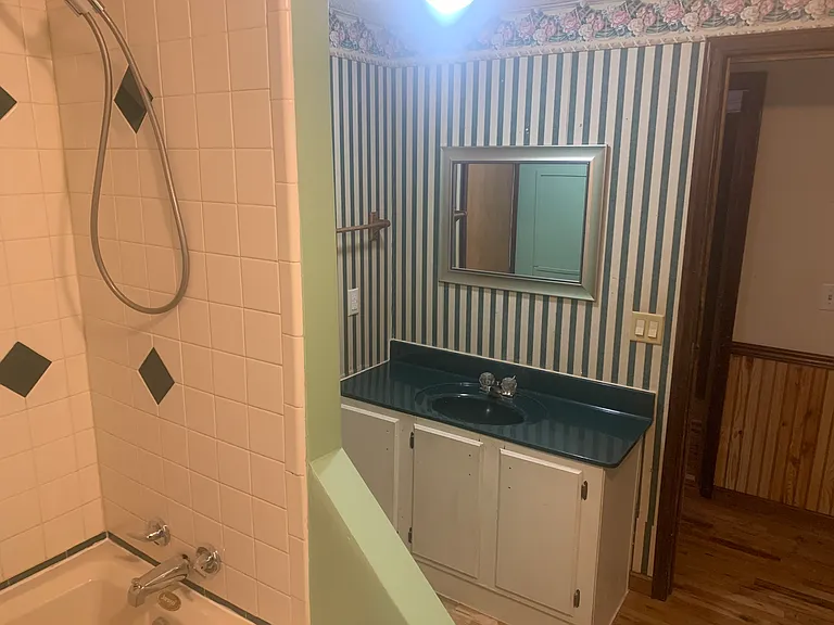 227 Berry Ridge Rd — Photo 18