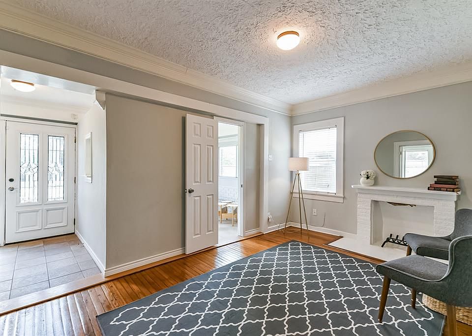 2207 Blodgett St, Houston, TX 77004 Zillow