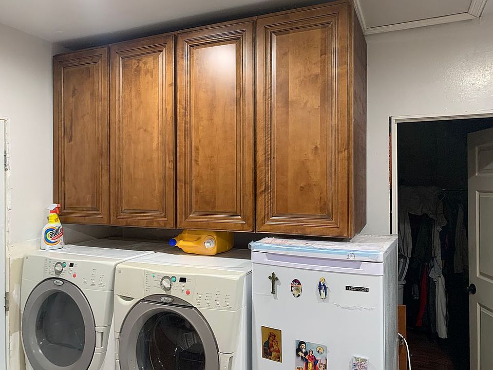 2nd image of 632 S Washington Ave