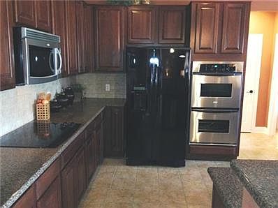 5th image of 14317 Lake Victor Dr