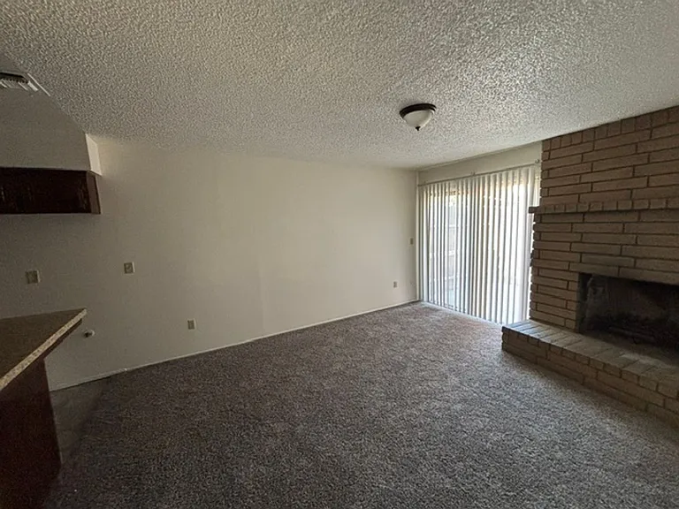 8012 N Laurelglen Blvd #C — Photo 11