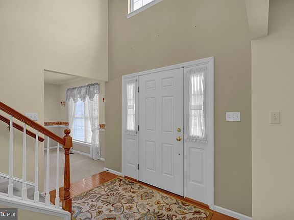 5th image of 111 Running Creek Dr