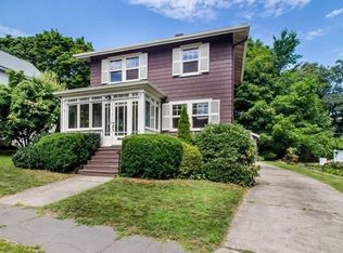 119 Floral St, Newton, MA 02461