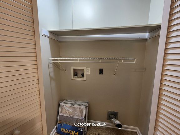 3rd image of 56 Patricia Dr APT B