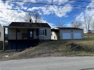 1032 Race St, Zanesville, OH 43701