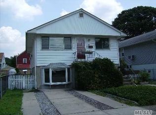 82 Hickory Rd, Port Washington, NY 11050