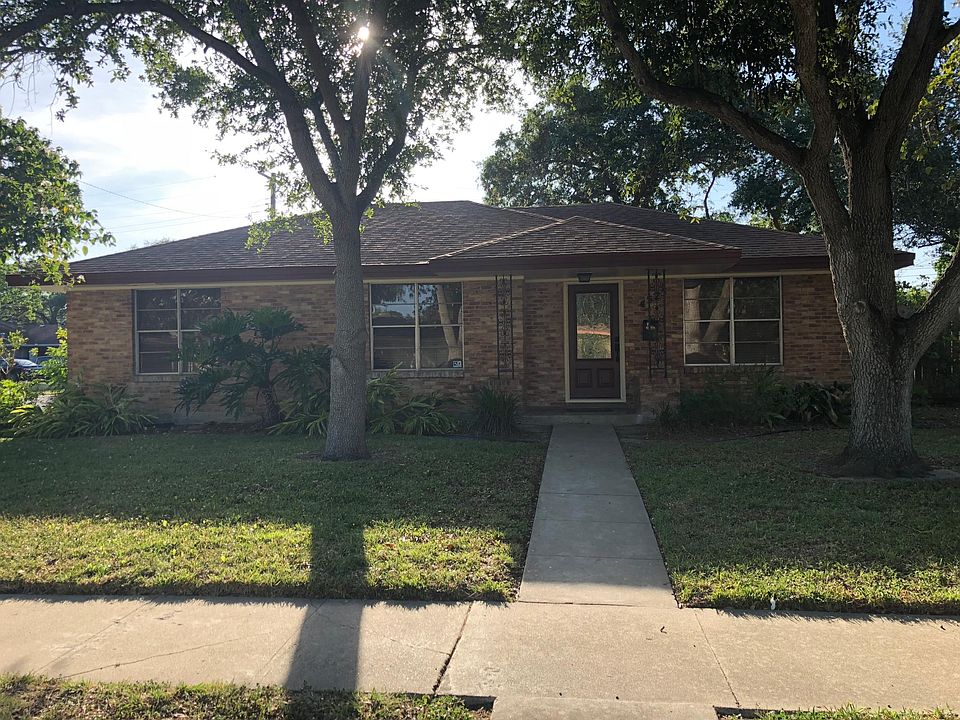 1st image of 4525 Hamlin Dr