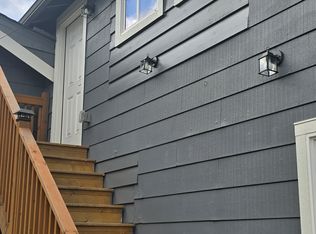 505 1/2 W 12th St #1/2, Pt Angeles, WA