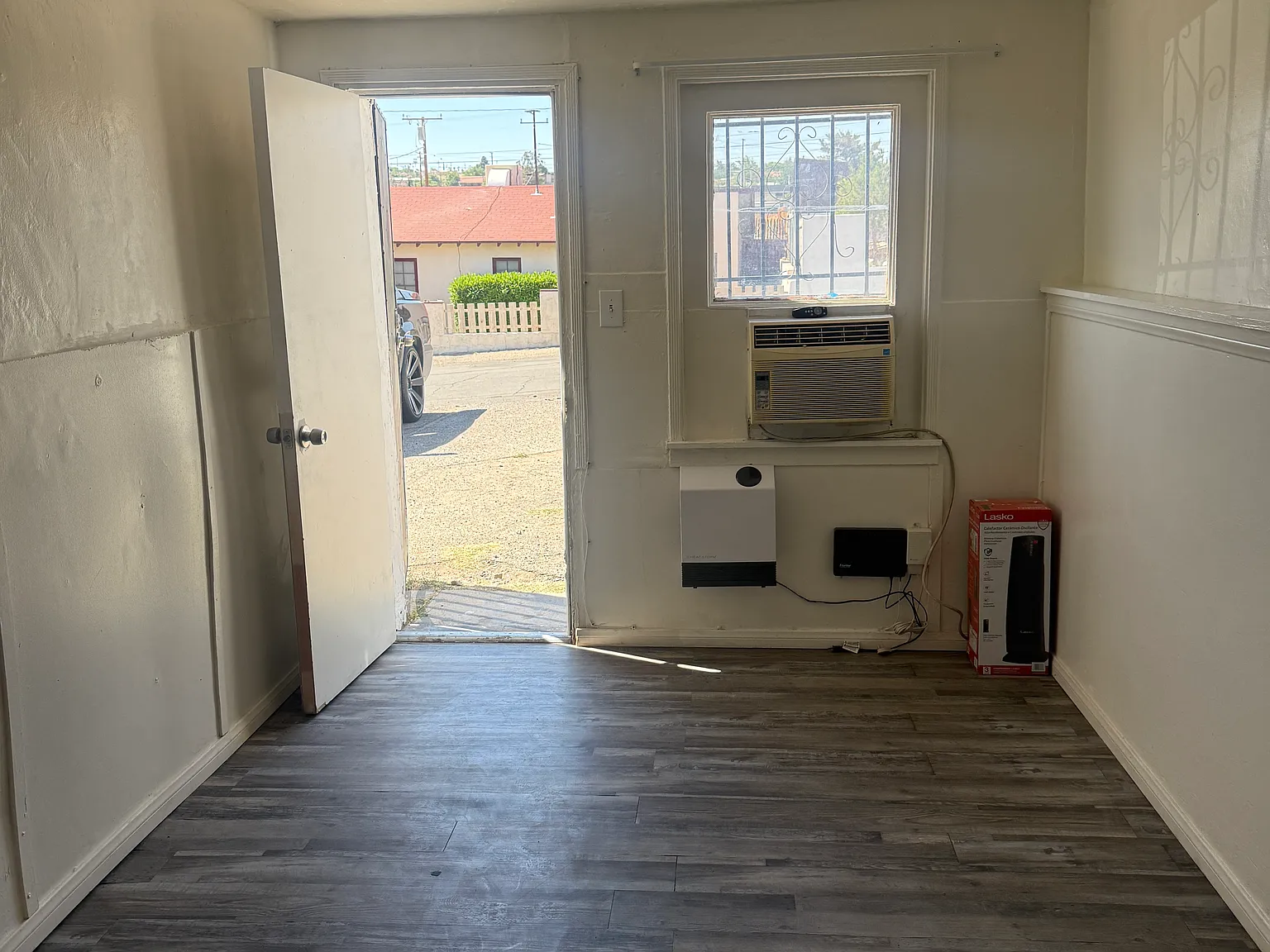 Studio, 450 sqft, $825 — Photo 1