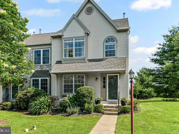 162 Brandywine Ct, Kennett Square, PA 19348