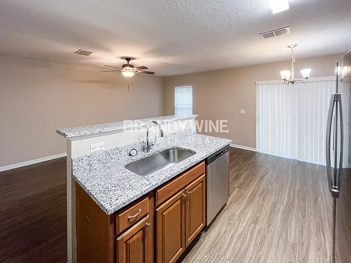 8269 Halls Hammock Ct — Photo 9