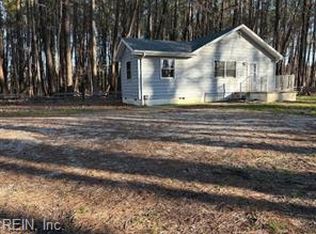 171 Lillys Neck Rd, Mathews, VA 23109
