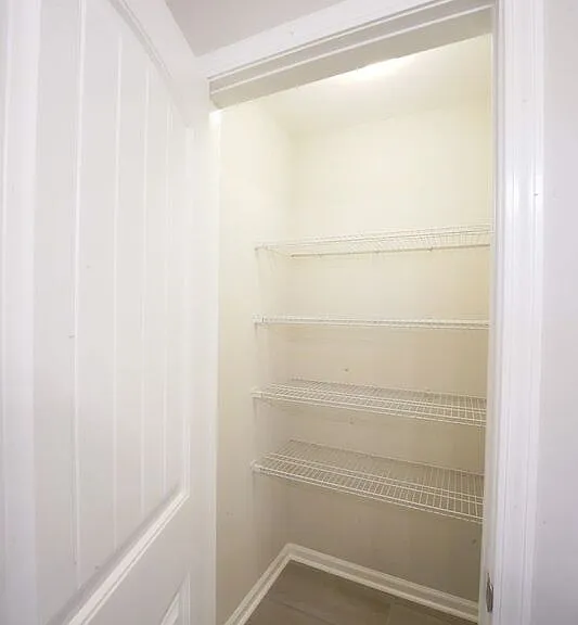 165 Greyfield Cir — Photo 22