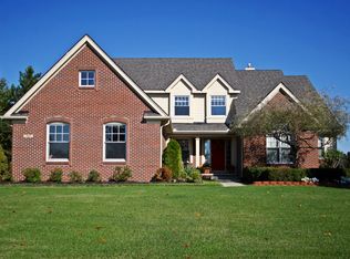 562 Gleneagles, Highland, MI 48357