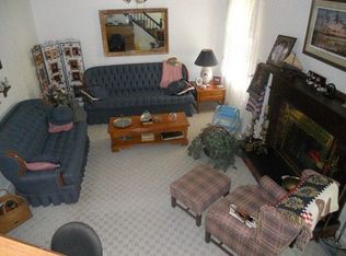 18442 E Twombly Rd, Rochelle, IL 61068