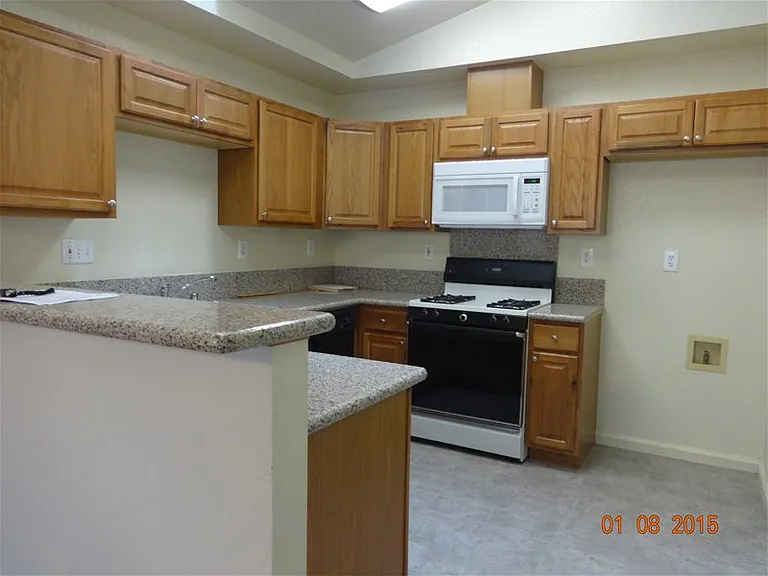 954 Crisp Dr — Photo 4
