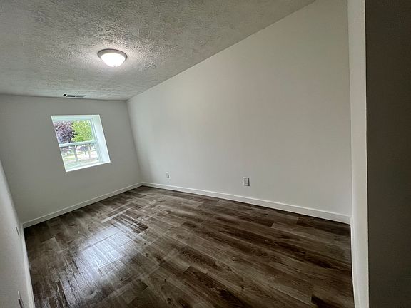 5th image of 22 N Washington St #1