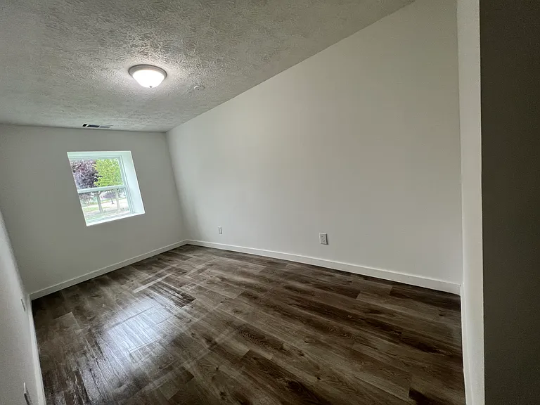22 N Washington St #1 — Photo 5