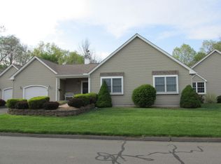 10 Hamlet Mnr, Durham, CT 06422