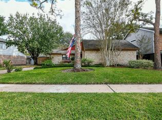 9123 Chesney Downs Dr, Houston, TX 77083