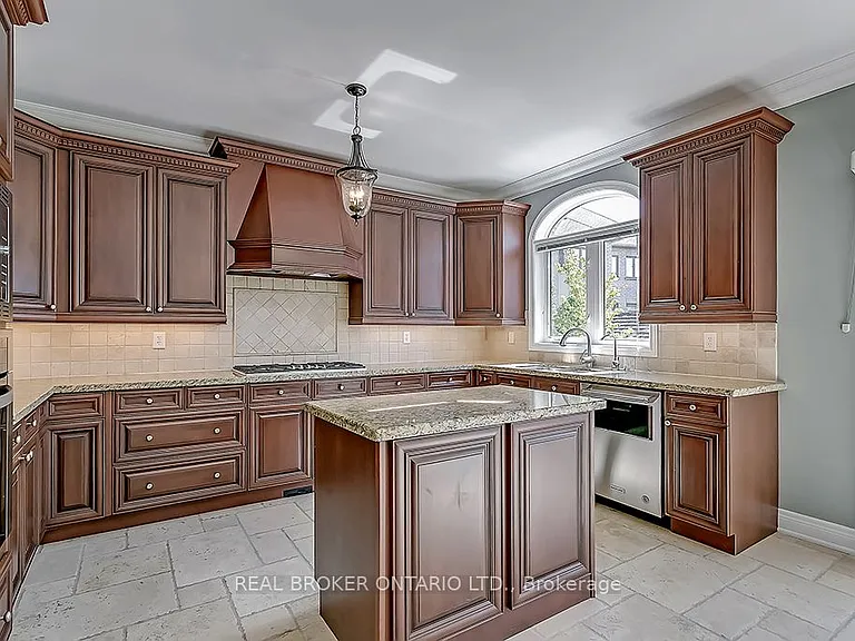 1510 Arrowhead Rd — Photo 23
