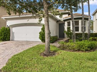 1043 Center Stone Ln, Riviera Beach, FL 33404