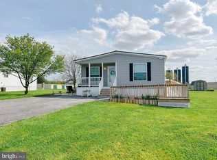 11 Maizefield Dr, Shippensburg, PA 17257