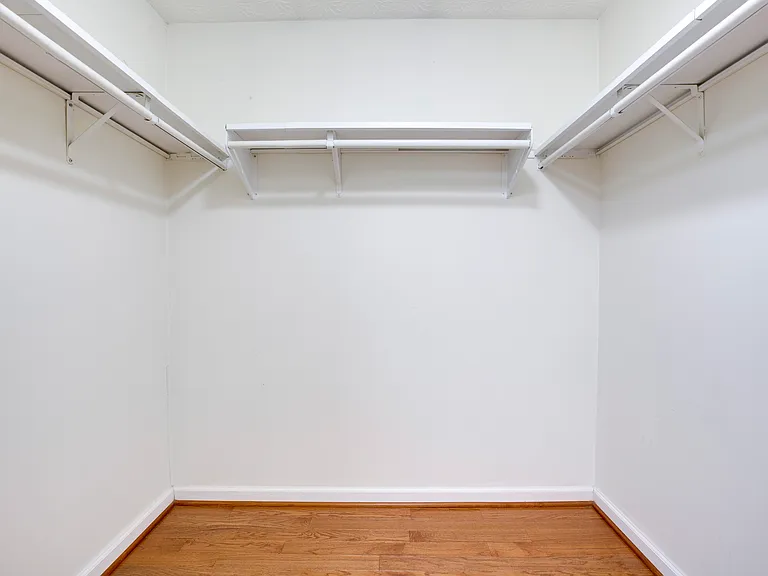 1604 Barnstead Dr — Photo 22