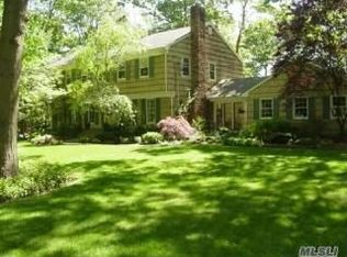 1 Bonnie Dr, Northport, NY 11768