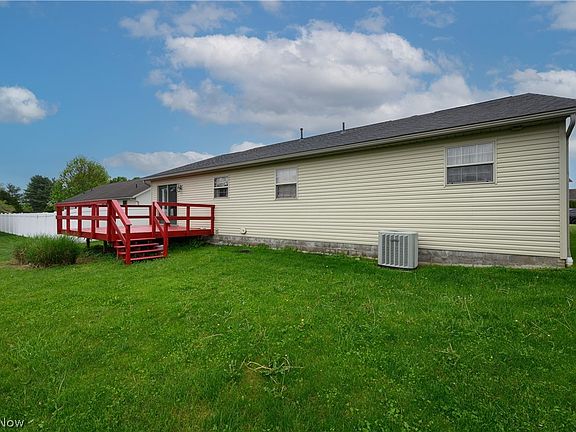 5th image of 449 Cypress Cir SE